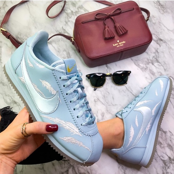 ♥️SOLD♥️Nike Cortez Blue Ocean Bliss Sneaker 7.5 - Picture 2 of 8